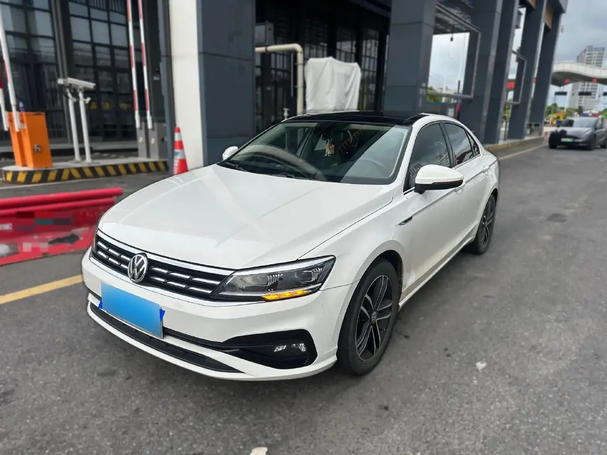 2021 Volkswagen Lamando 1.4T 150HP L4 7DCT