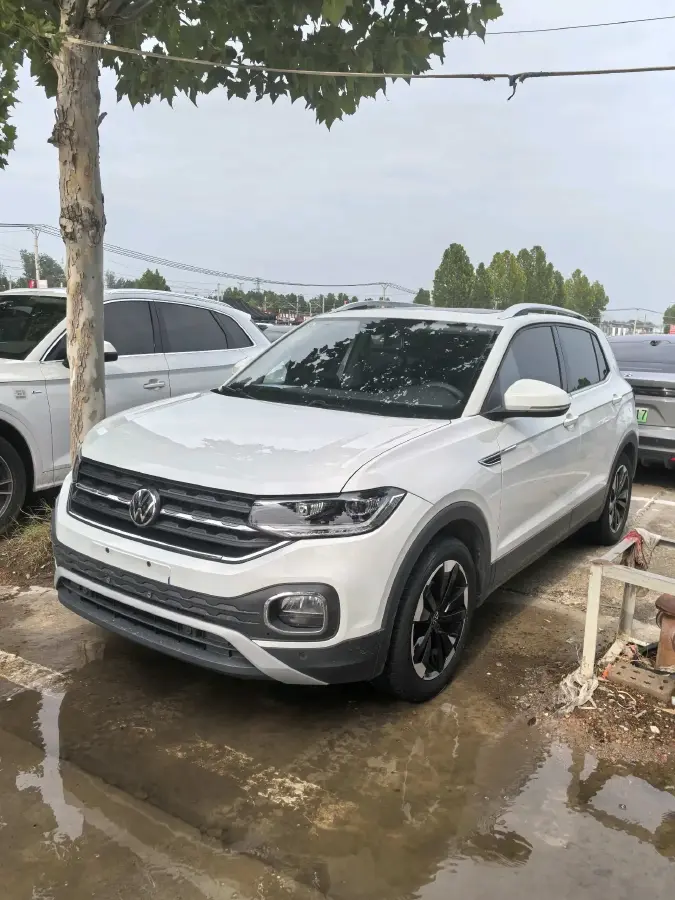 2021 Volkswagen Tacqua 1.2T 116HP L4 7DCT