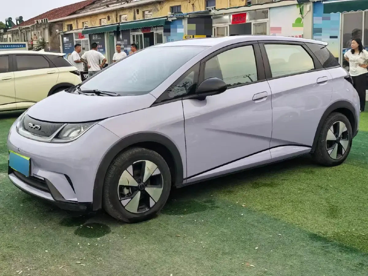 2023 BYD Dolphin BEV 44.928KWH