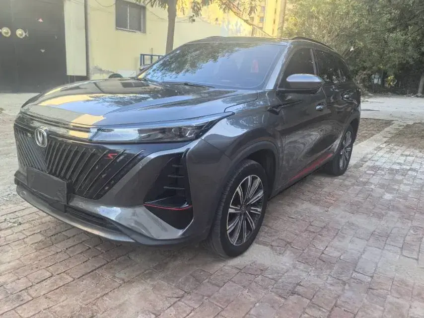 2022 ChangAn CS75 Plus 2.0T 233HP L4 8AT