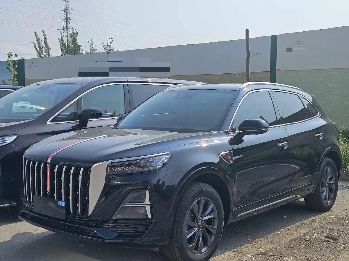 2023 HongQi HS5 2.0T 252HP L4 8AT