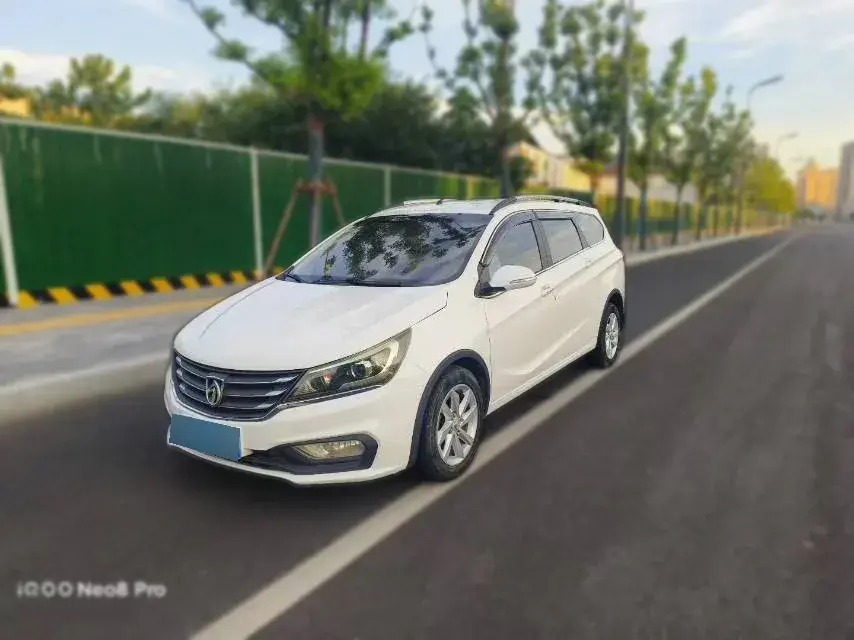 2017 BaoJun 310W 1.5L 112HP L4 6MT