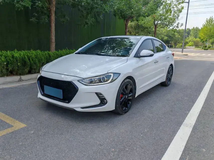 2018 Hyundai Elantra 1.6L 130HP L4 6AT