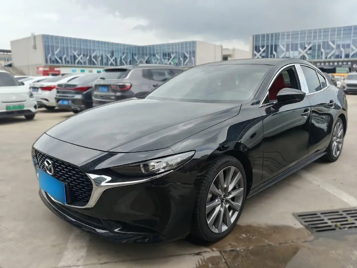 2020 Mazda 3 Axela 2.0L 158HP L4 6AT