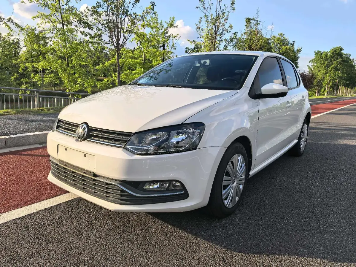 2018 Volkswagen Polo 1.5L 110HP L4 6AT