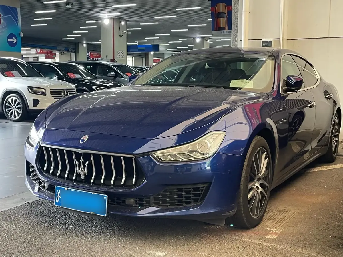 2018 Maserati Ghibli 3.0T 350HP V6 8AT