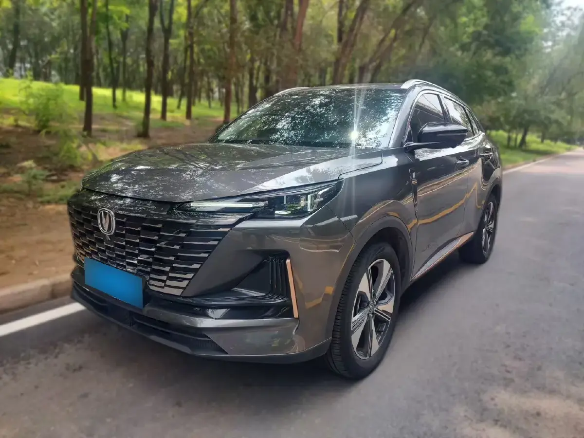 2022 ChangAn CS75 Plus 1.5T 178HP L4 6AT