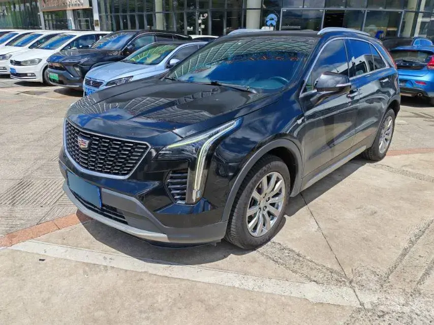 2020 Cadillac XT4 2.0T 241HP L4 9AT