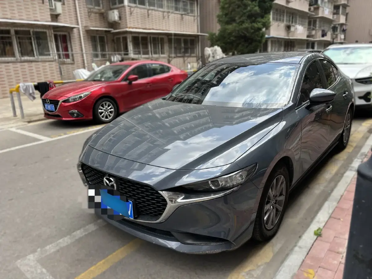 2022 Mazda 3 Axela 2.0L 158HP L4 6AT