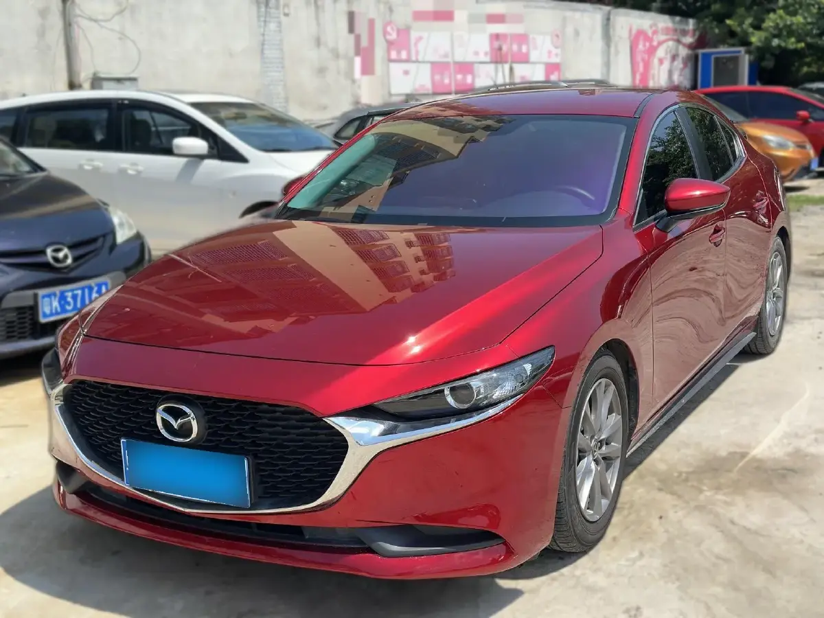 2022 Mazda 3 Axela 2.0L 158HP L4 6AT
