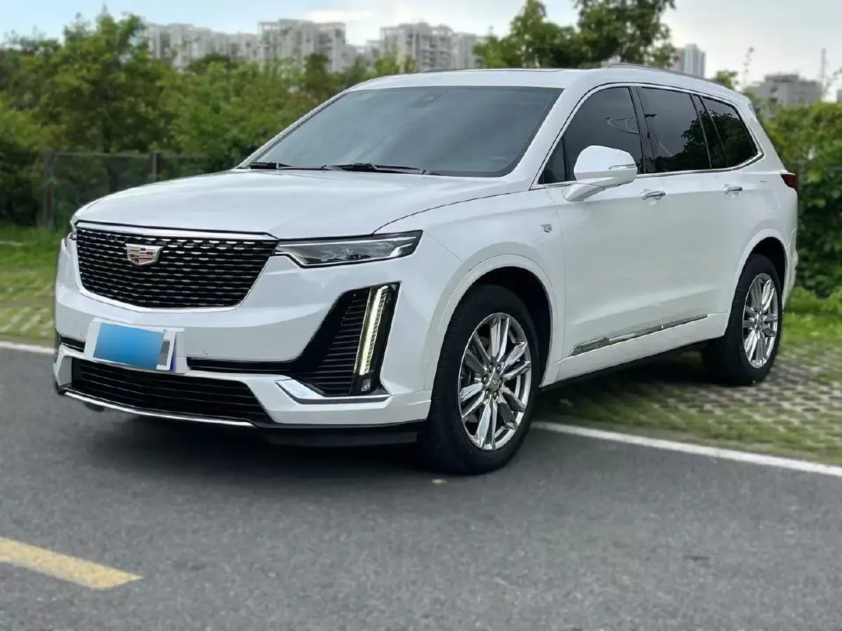 2022 Cadillac XT6 2.0T 237HP L4 9AT