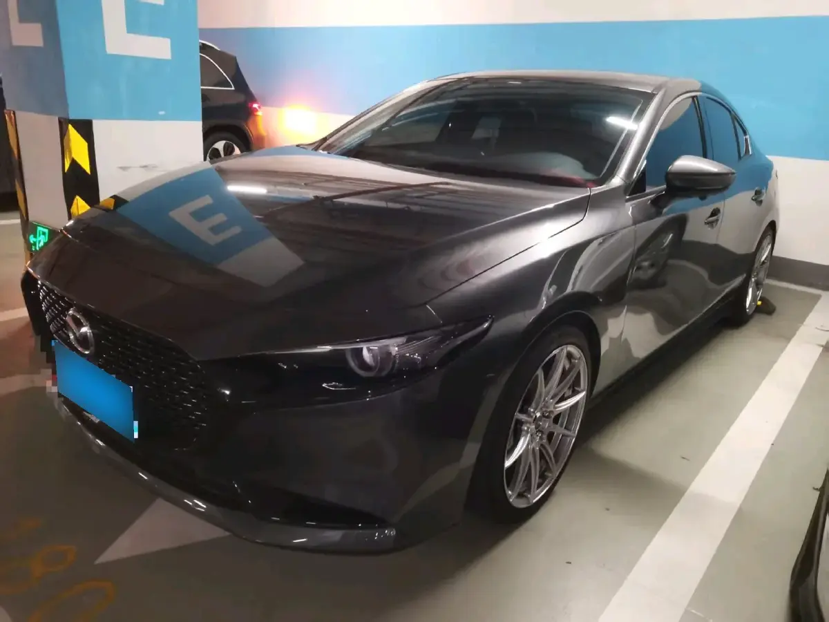 2020 Mazda 3 Axela 2.0L 158HP L4 6AT