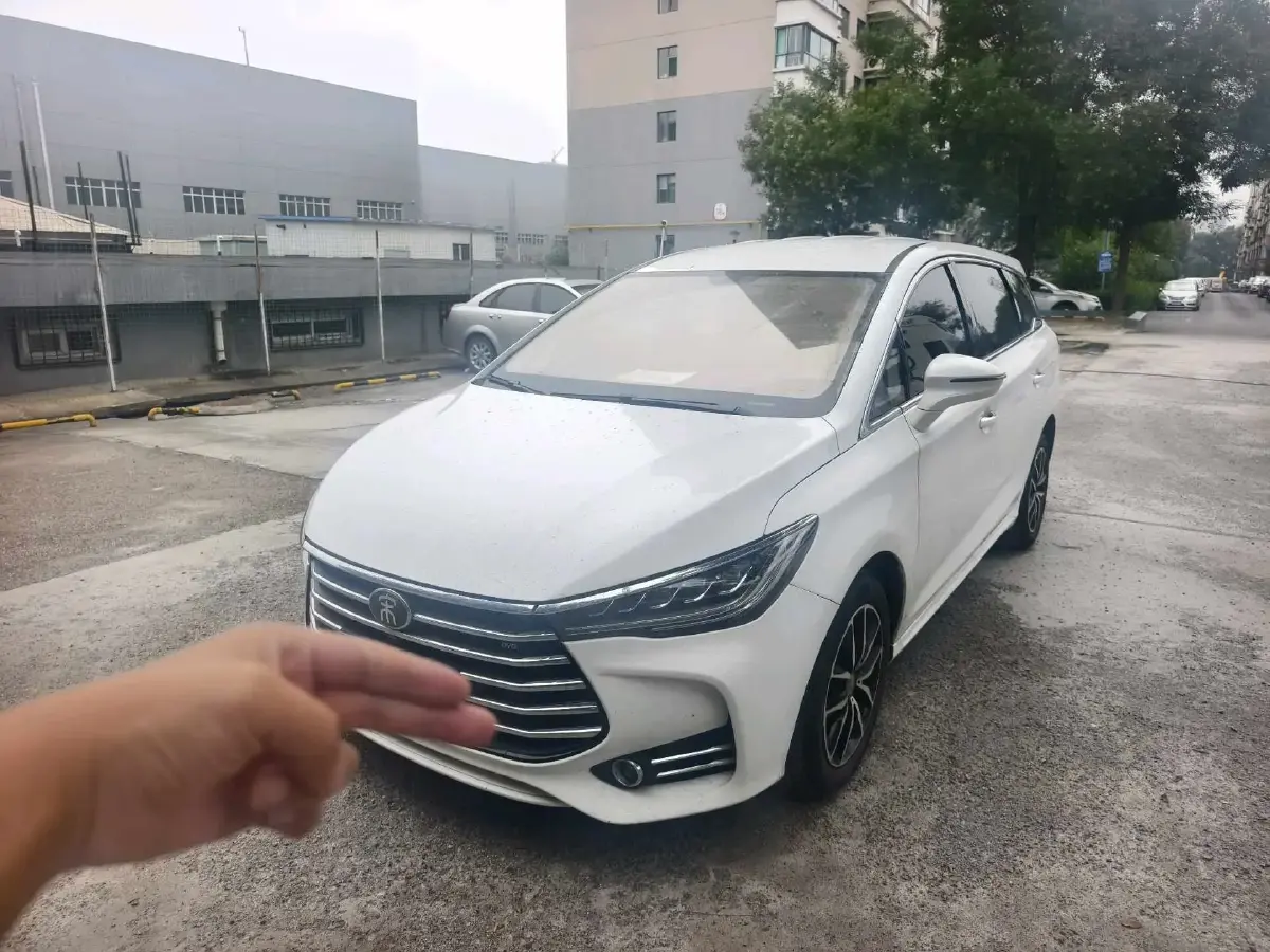 2017 BYD Song MAX 1.5T 154HP L4 6DCT