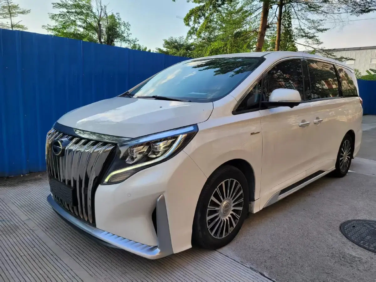 2021 GAC Trumpchi M8 2.0T 252HP L4 8AT