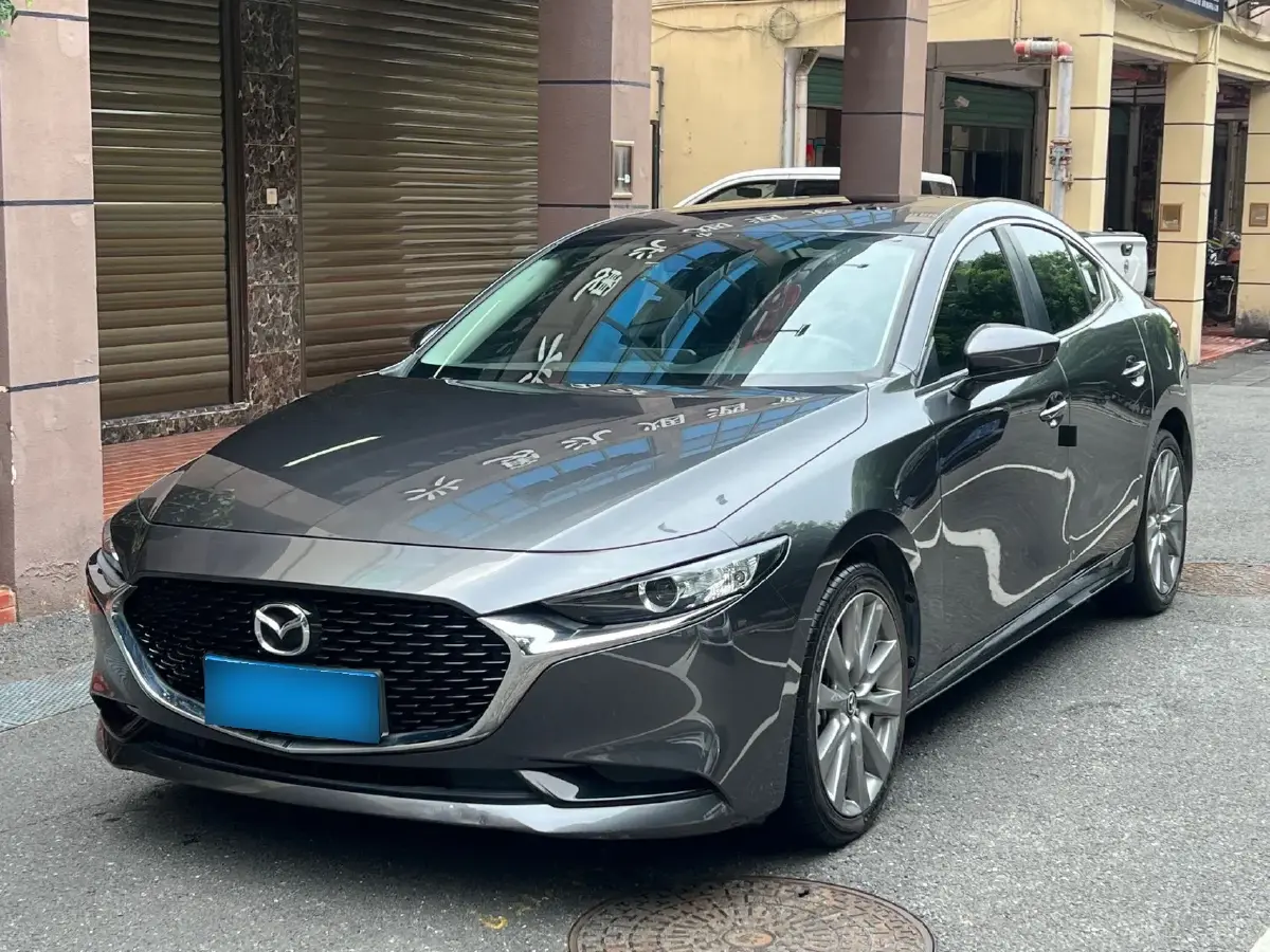 2022 Mazda 3 Axela 2.0L 158HP L4 6AT