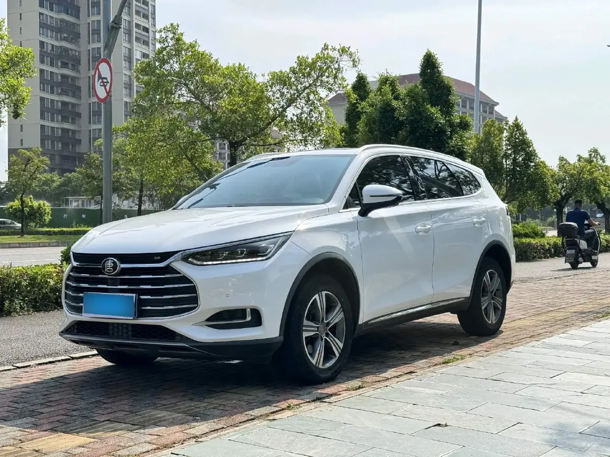 2018 BYD Tang 2.0T 205HP L4 6AT