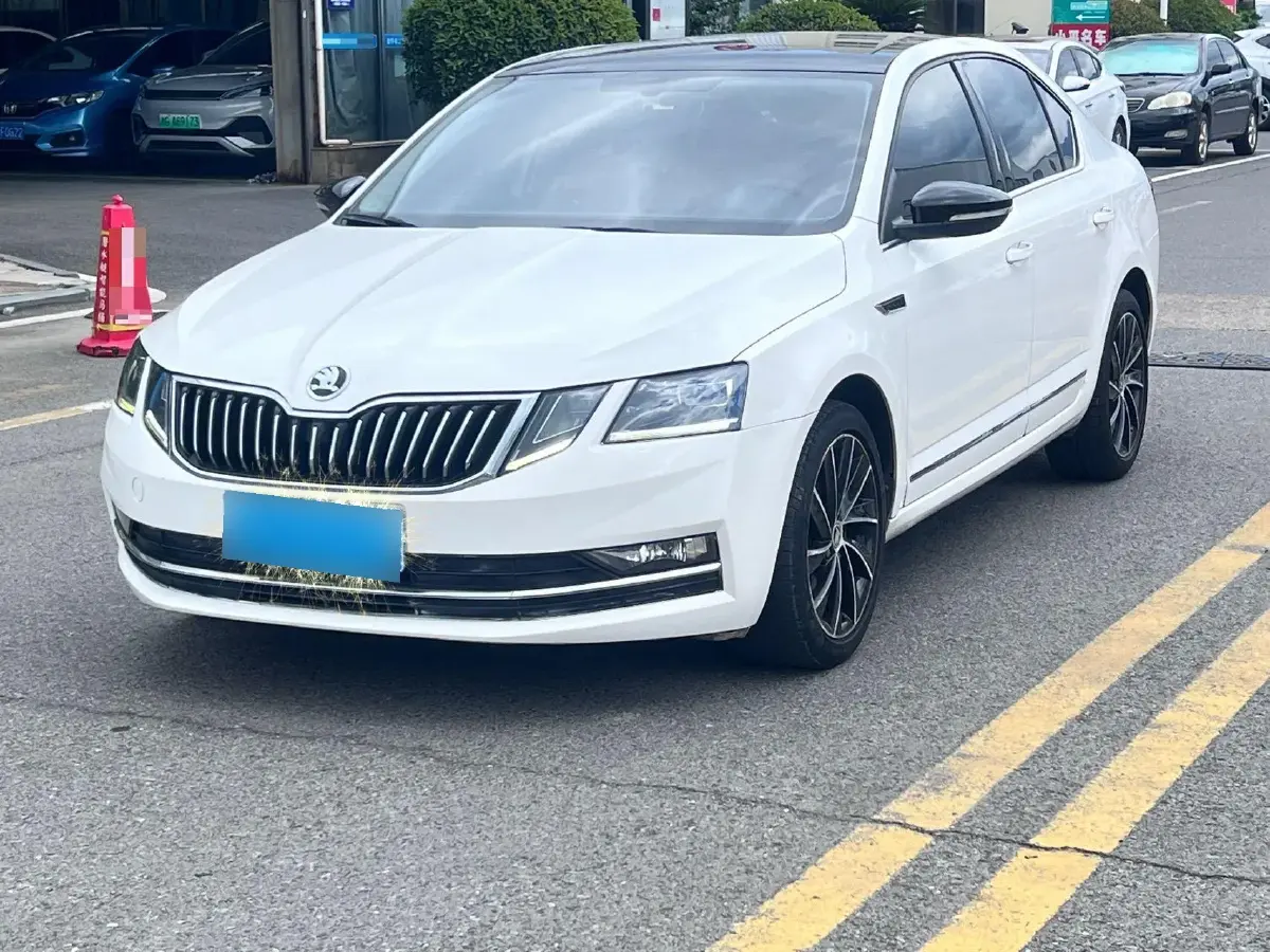 2018 Skoda Octavia 1.4T 150HP L4 7DCT