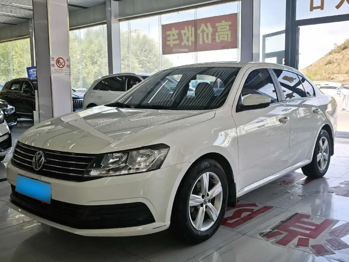 2017 Volkswagen Lavida 1.6L 110HP L4 5MT