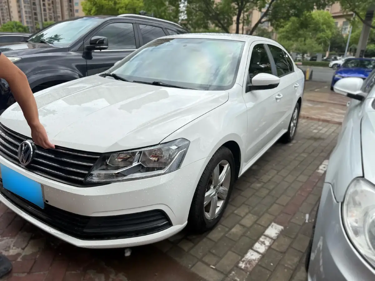 2017 Volkswagen Lavida 1.6L 110HP L4 6AT