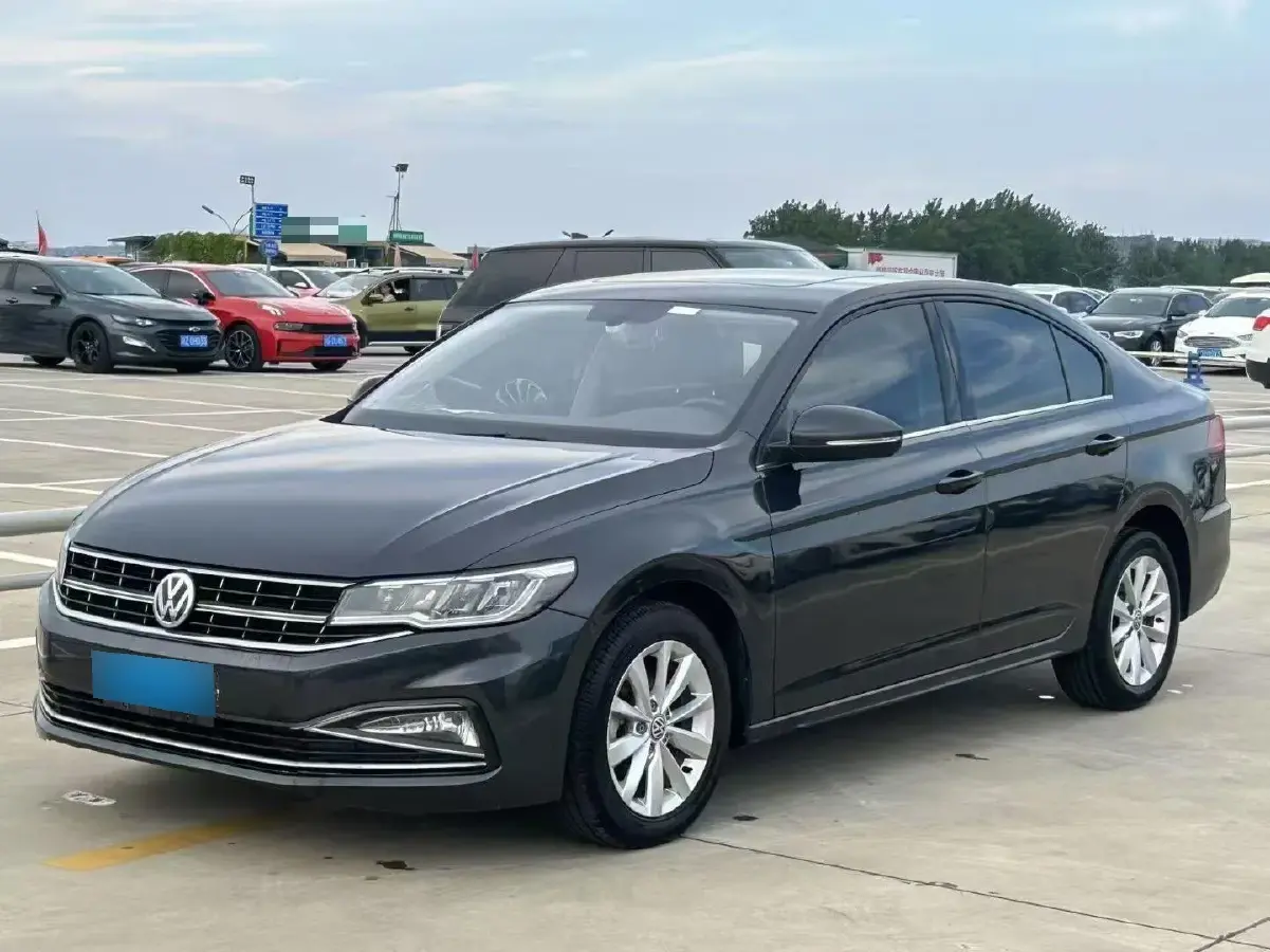 2019 Volkswagen Bora 1.5L 116HP L4 6AT