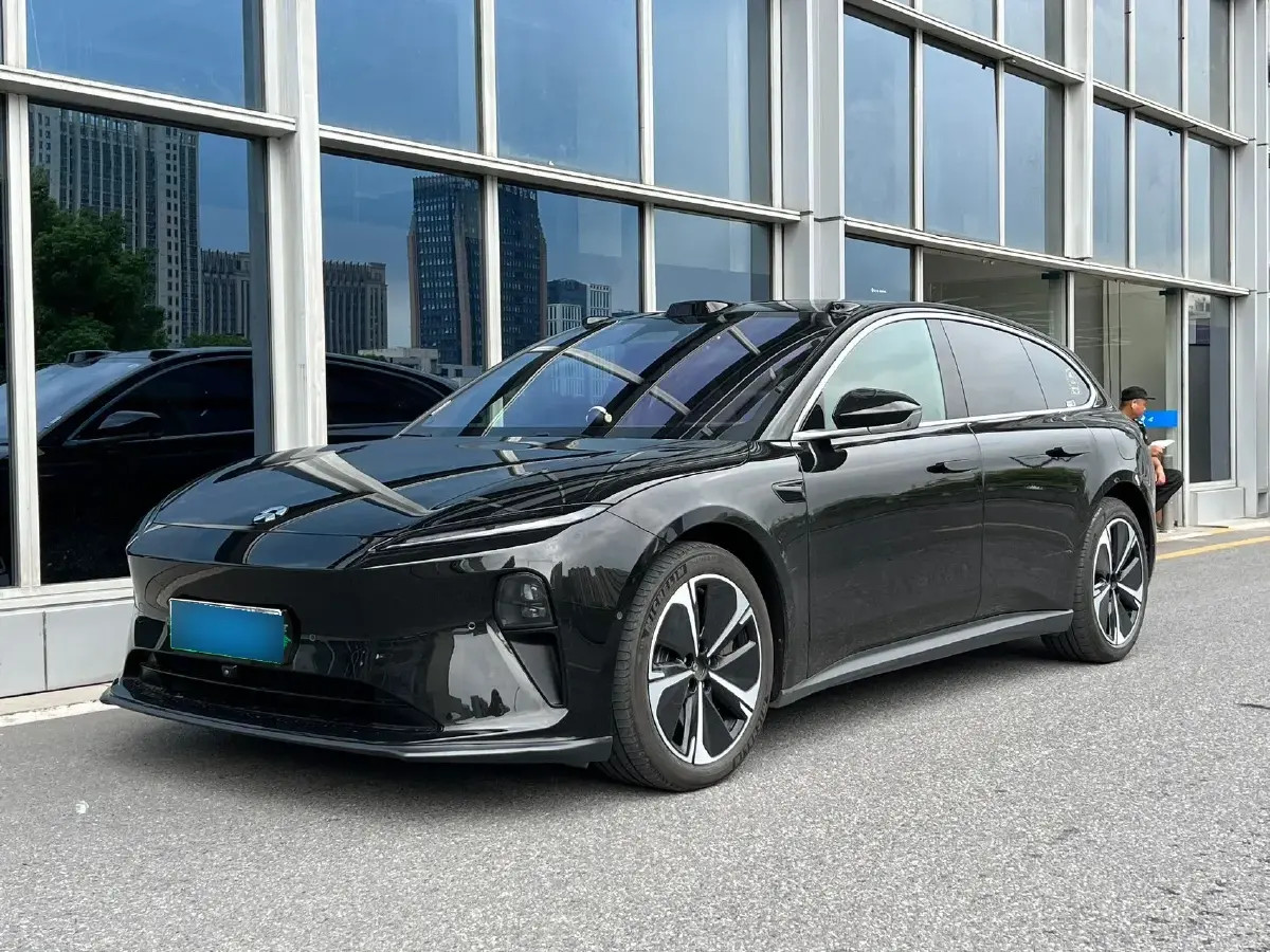 2024 NIO ET5T BEV 75KWH