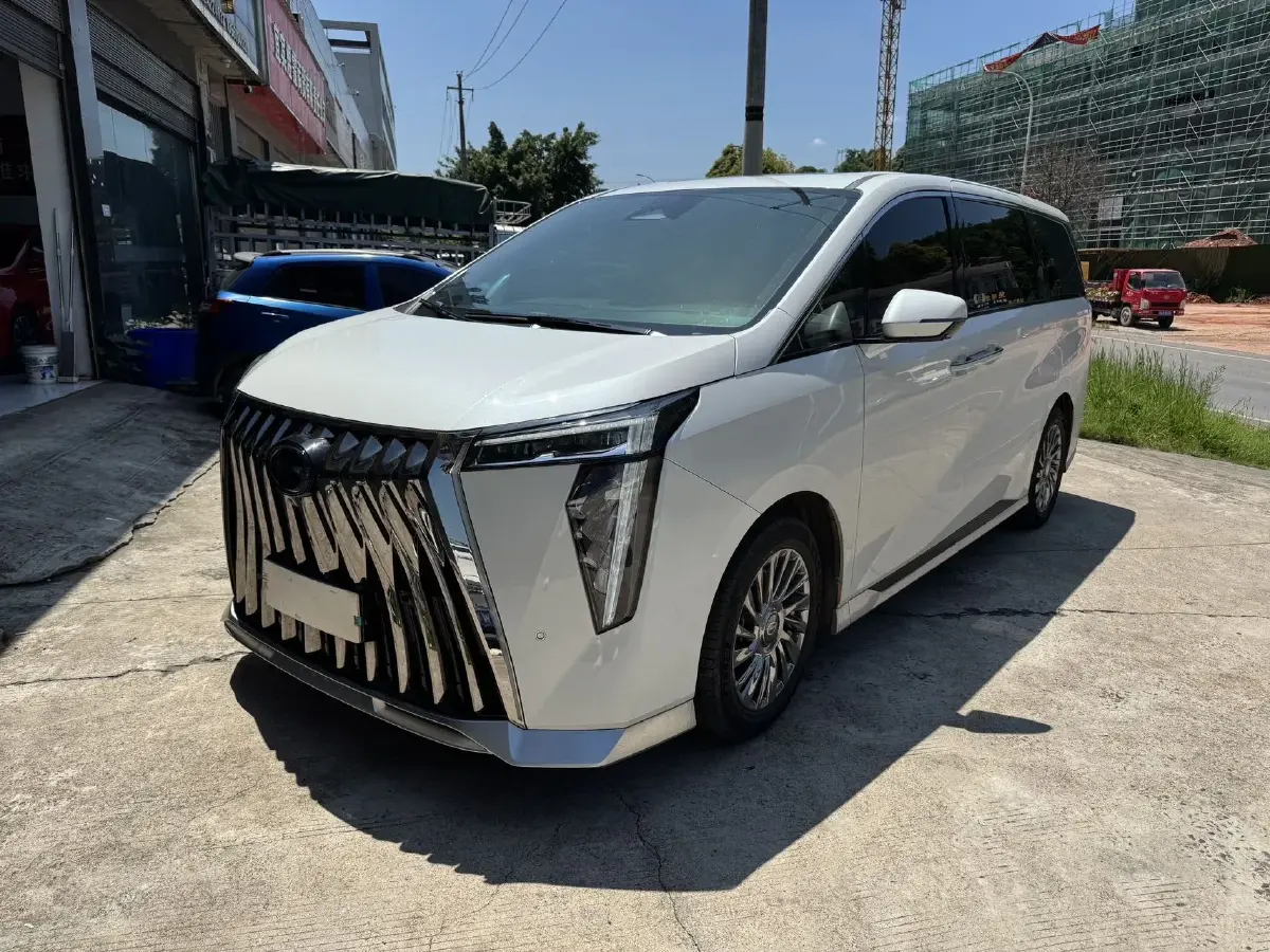 2023 GAC Trumpchi M8 2.0T 252HP L4 8AT