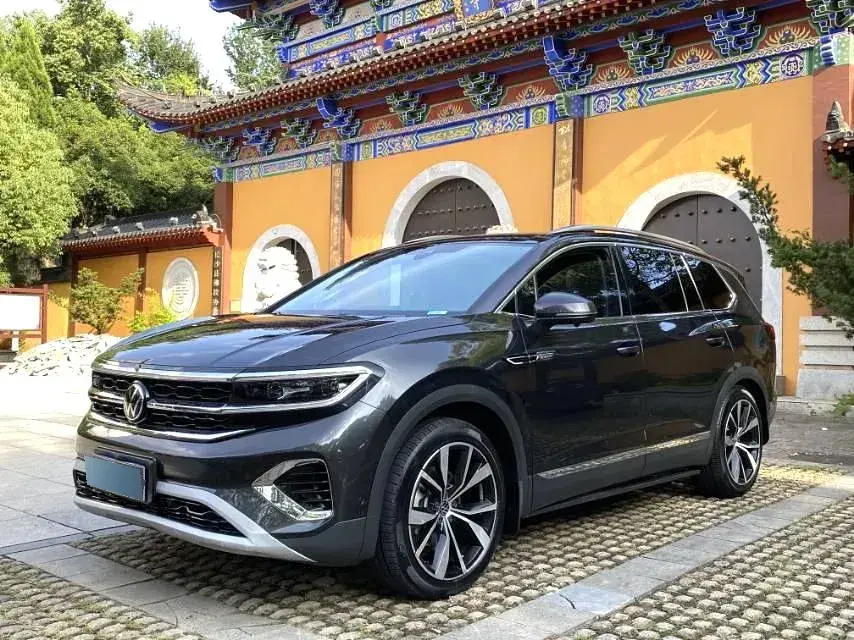 2023 Volkswagen Talagon 2.5T 299HP V6 7DCT