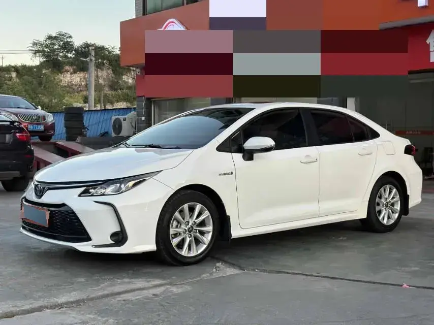 2023 Toyota Corolla 1.8L 98HP L4 E-CVT Hybrid