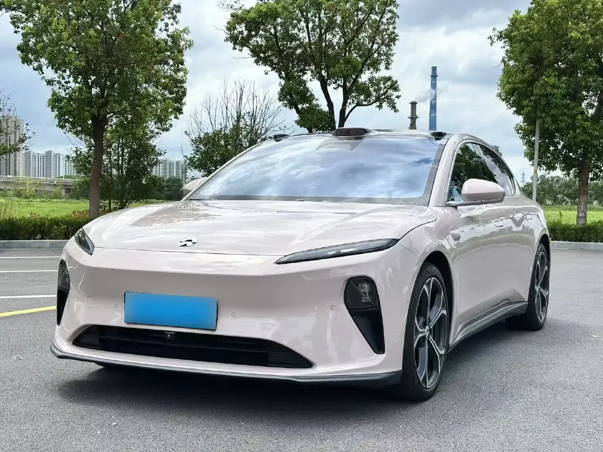 2024 NIO ET5 BEV 75KWH