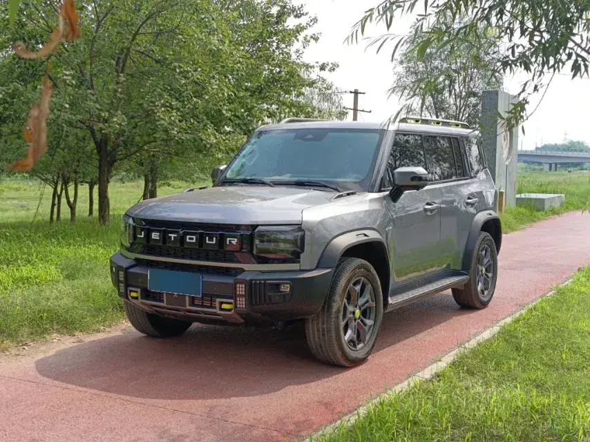 2023 Jetour Traveller 2.0T 254HP L4 7DCT