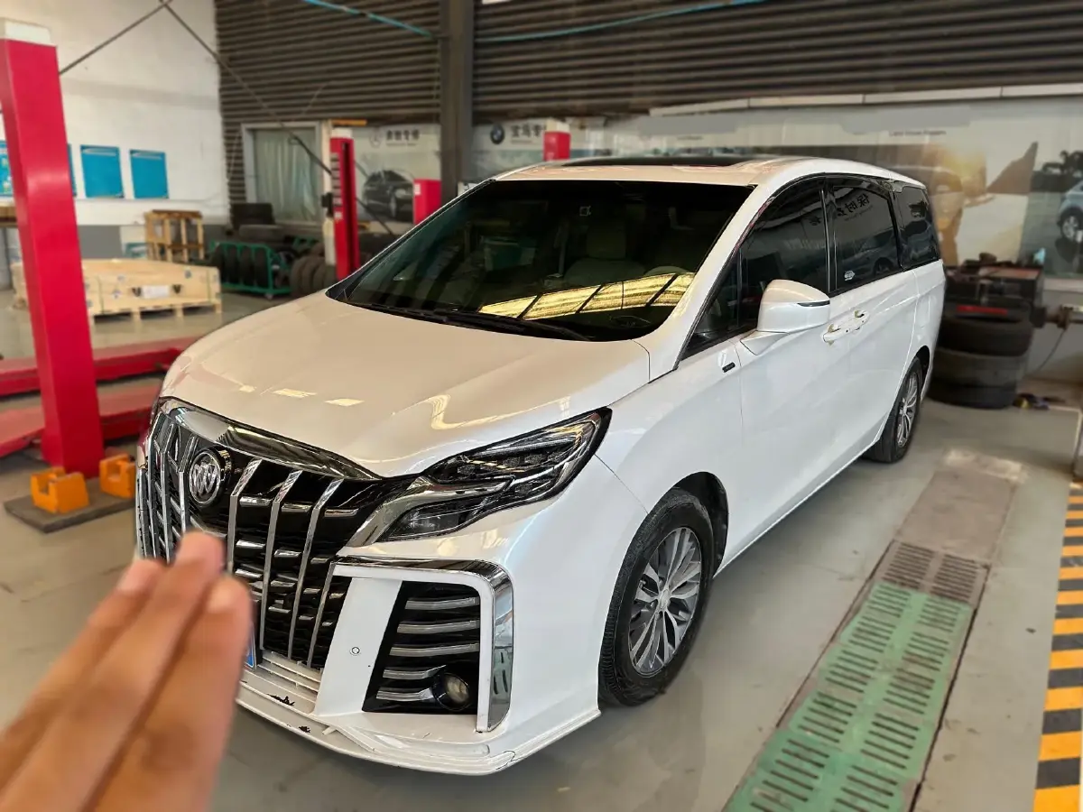 2021 Buick GL8 2.0T 237HP L4 9AT