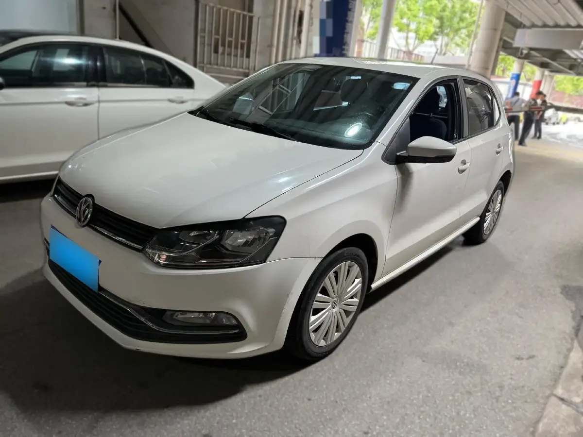 2018 Volkswagen Polo 1.5L 110HP L4 6AT