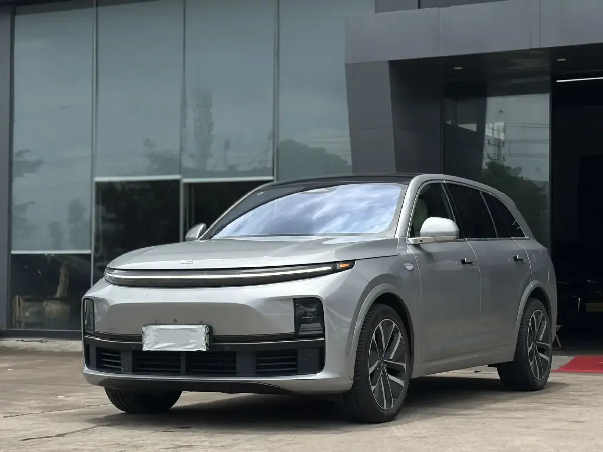 2023 Li L7 Range Extended 154HP REEV 40.9KWH