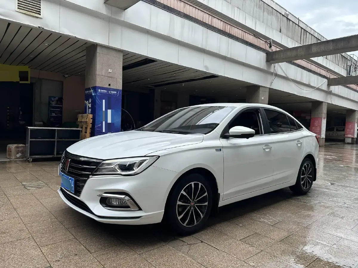 2020 Roewe i5 1.5L 120HP L4 CVT