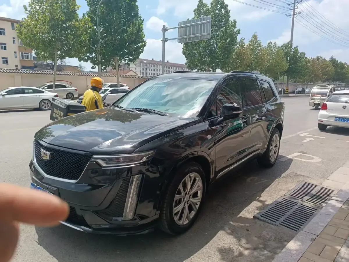 2019 Cadillac CT6 2.0T 241HP L4 10AT