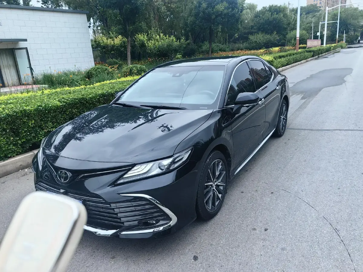 2023 Toyota Camry 2.5L 207HP L4 8AT