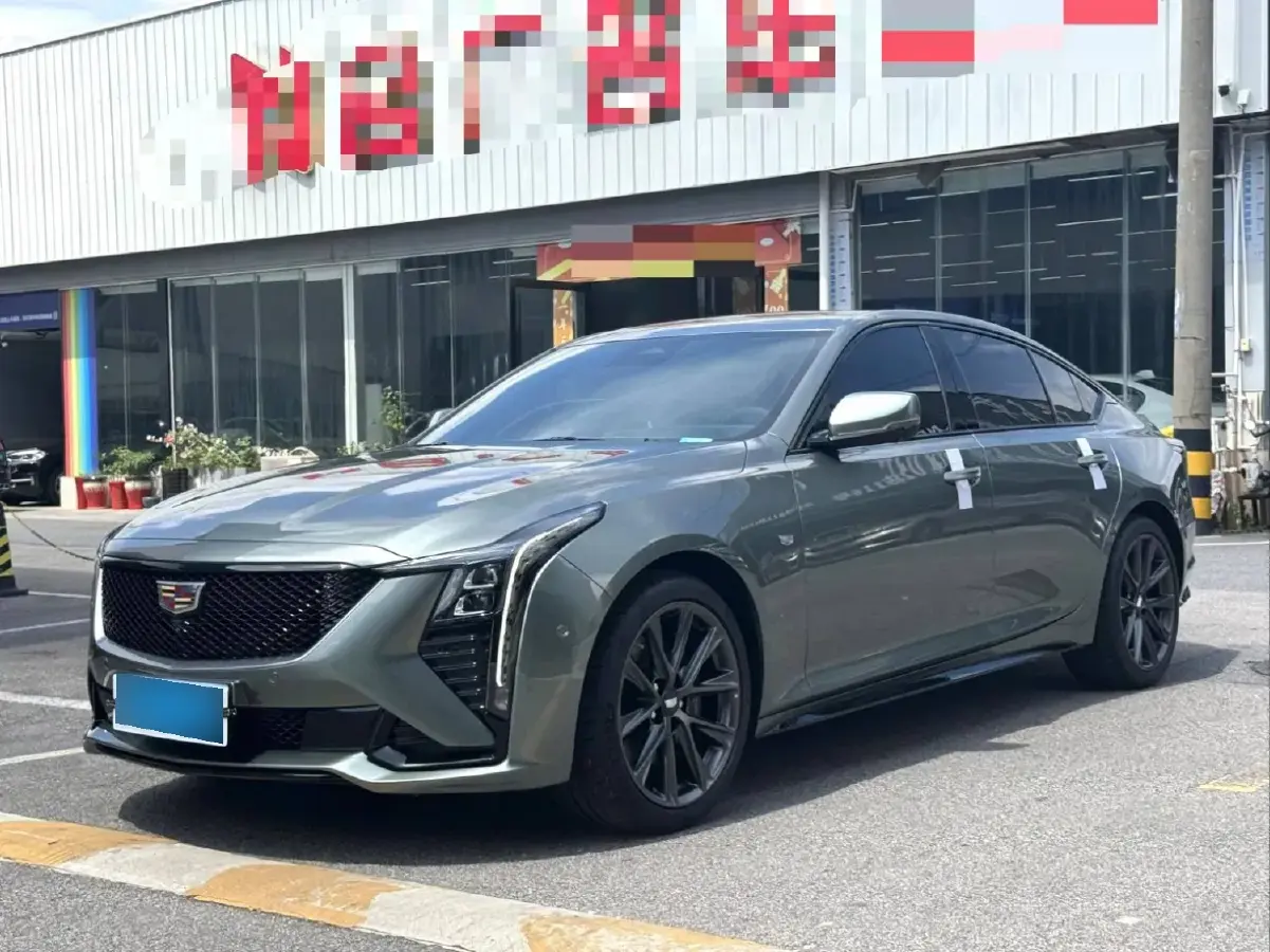 2024 Cadillac CT5 2.0T 237HP L4 10AT