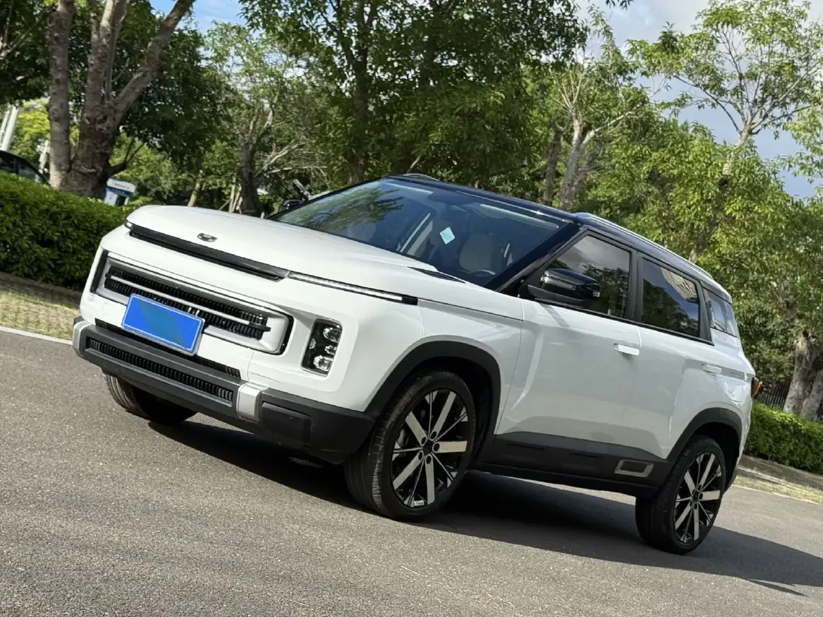 2023 Geely ICON 1.5T 181HP L4 7DCT