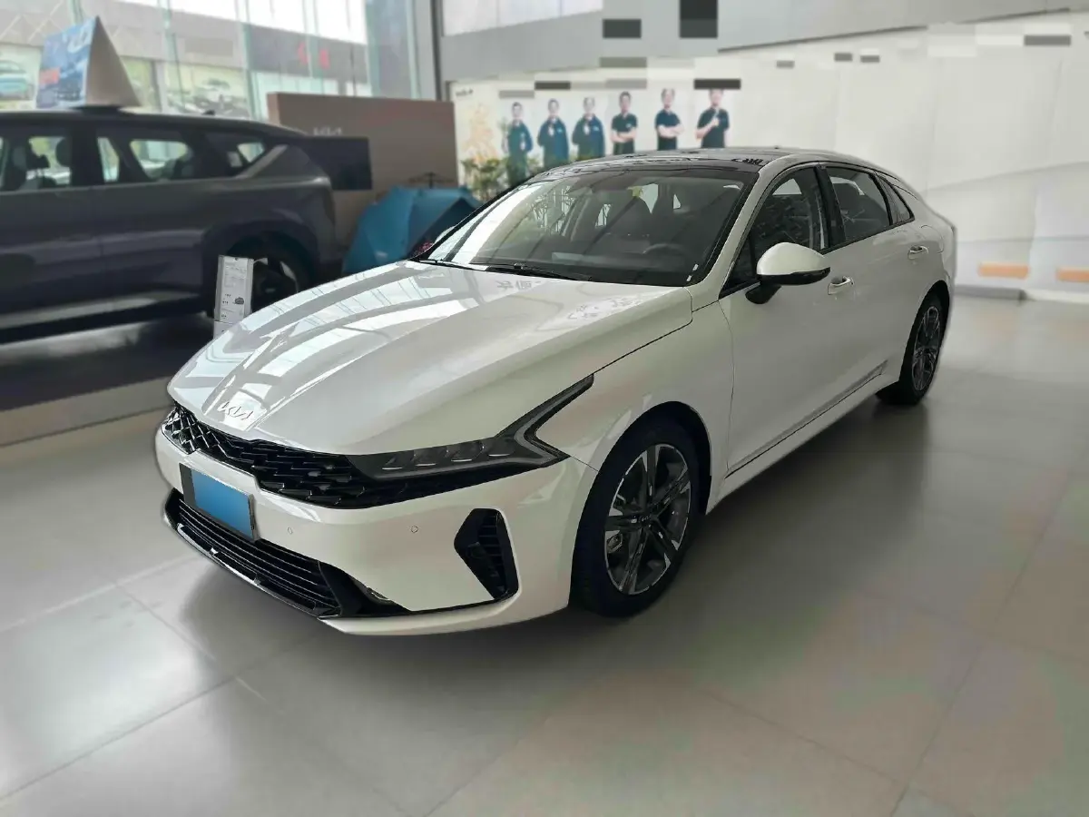 2021 Kia K5 1.5T 170HP L4 7DCT