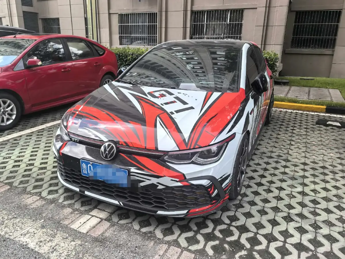 2021 Volkswagen GolfGTI 2.0T 220HP L4 7DCT