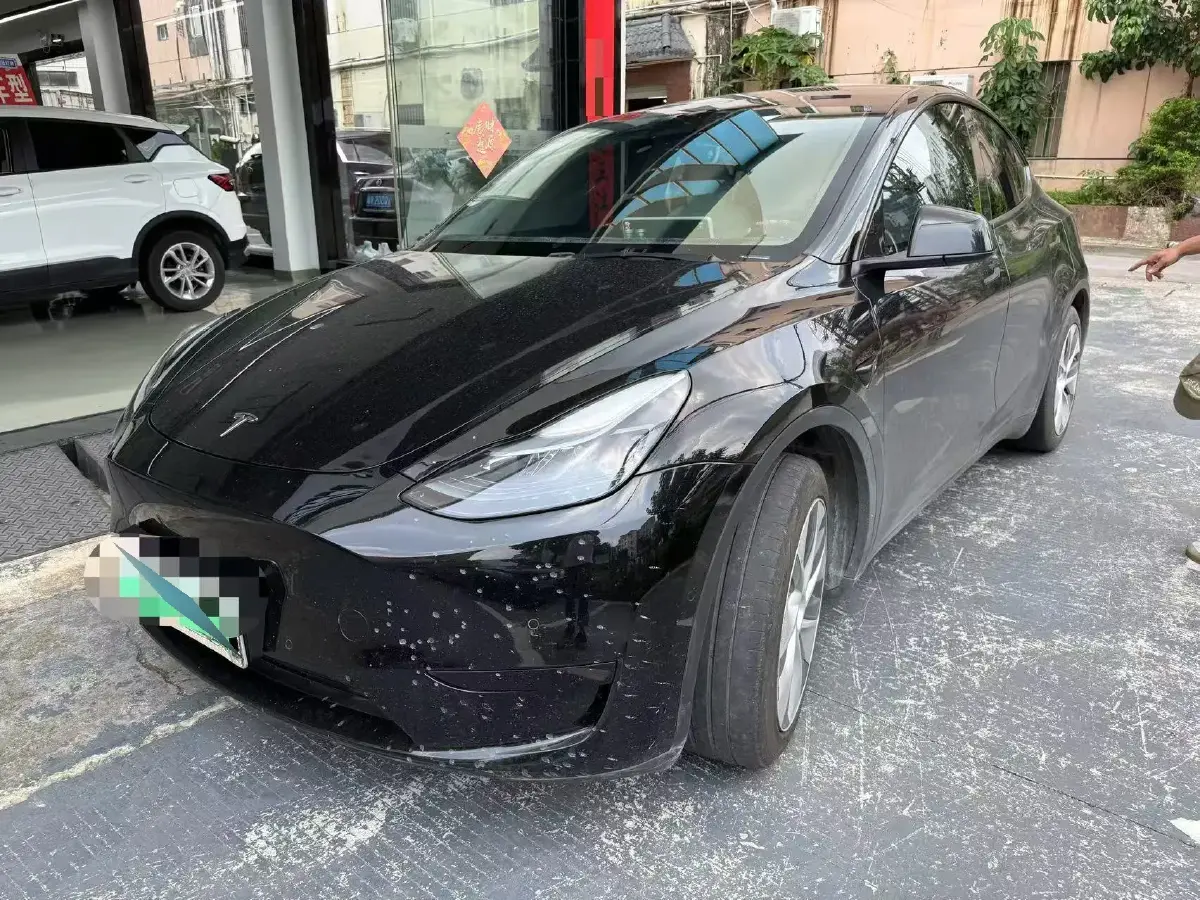 2022 Tesla Model Y BEV 60KWH