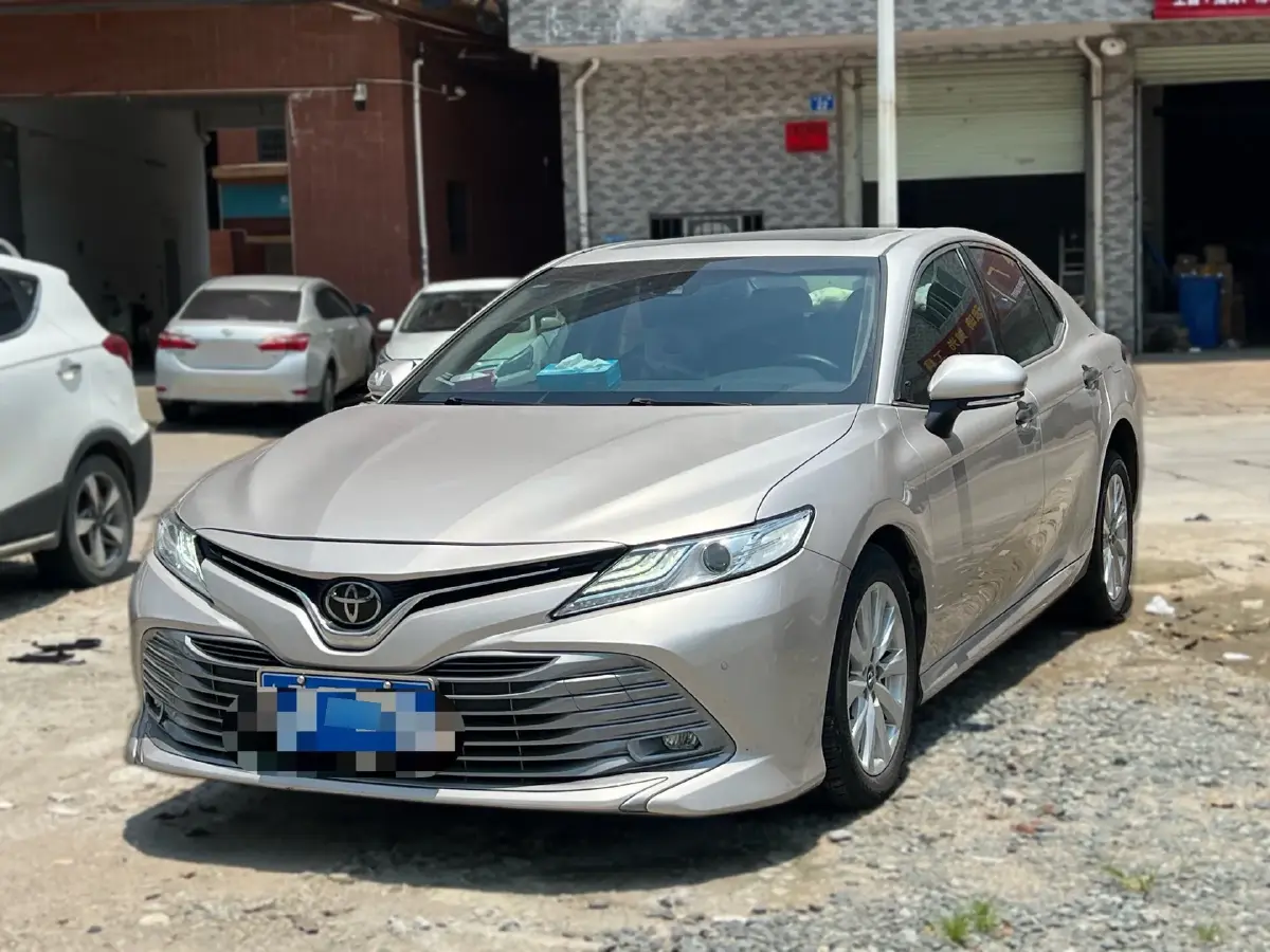 2019 Toyota Camry 2.0L 178HP L4 CVT