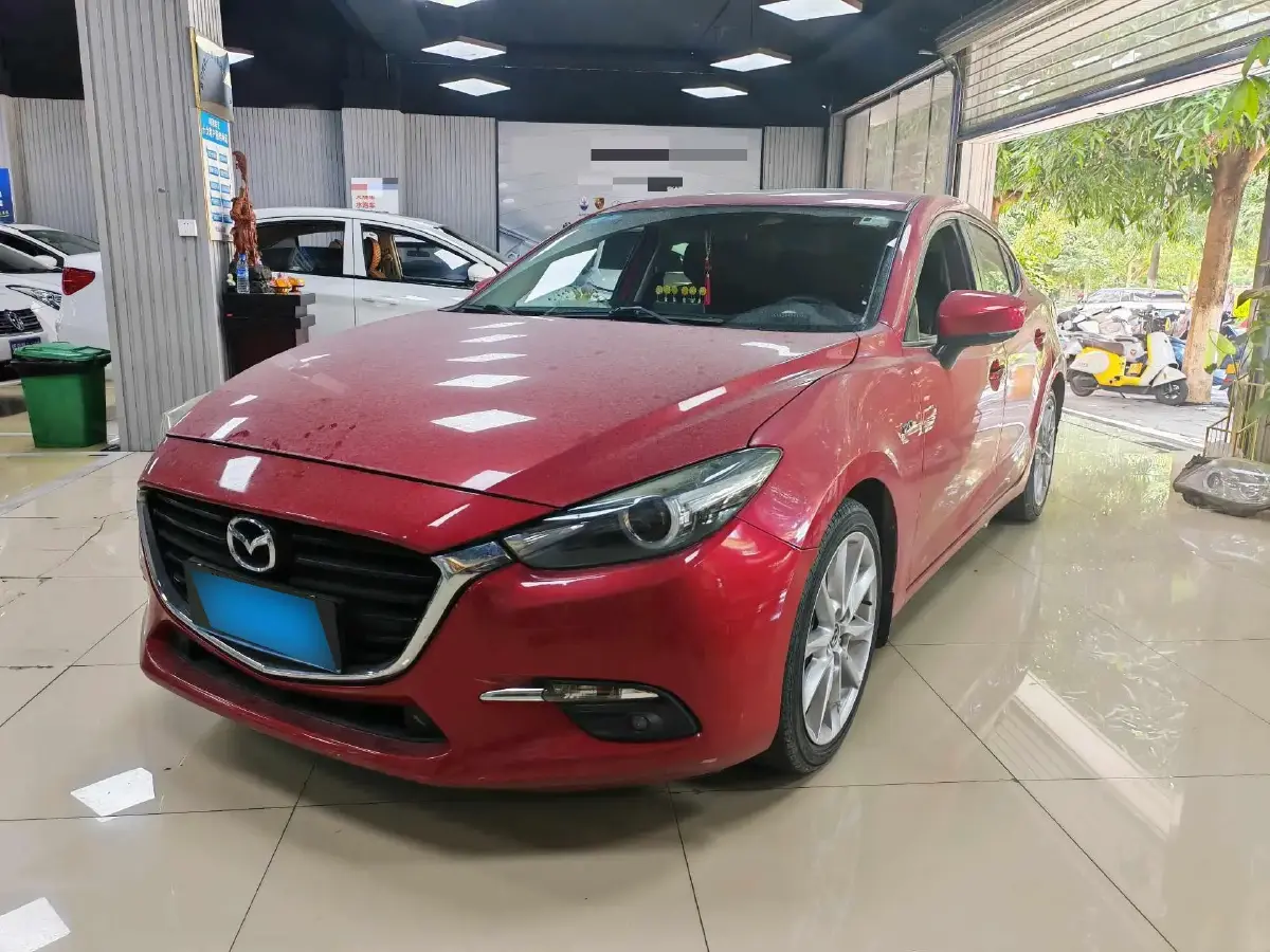 2017 Mazda 3 Axela 1.5L 117HP L4 6AT