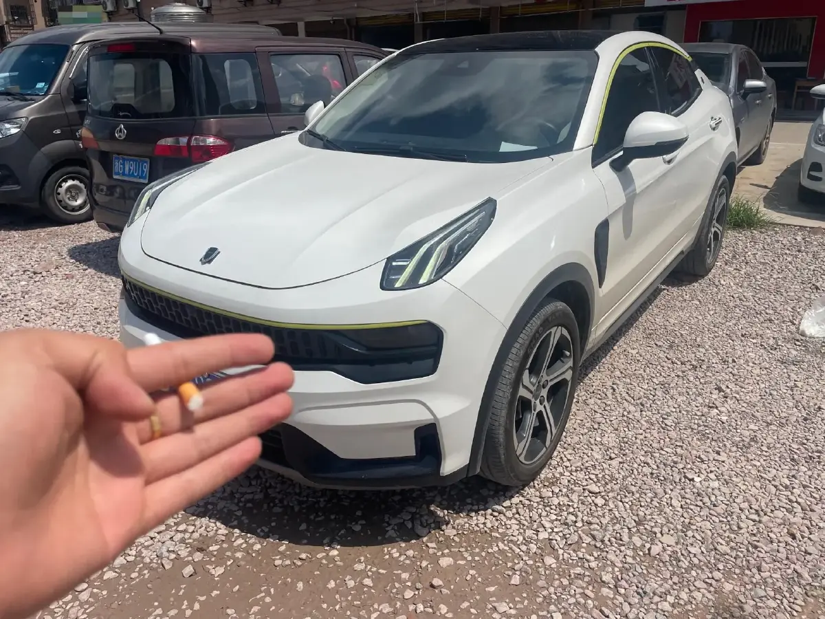 2020 LYNK&CO 05 2.0T 254HP L4 8AT