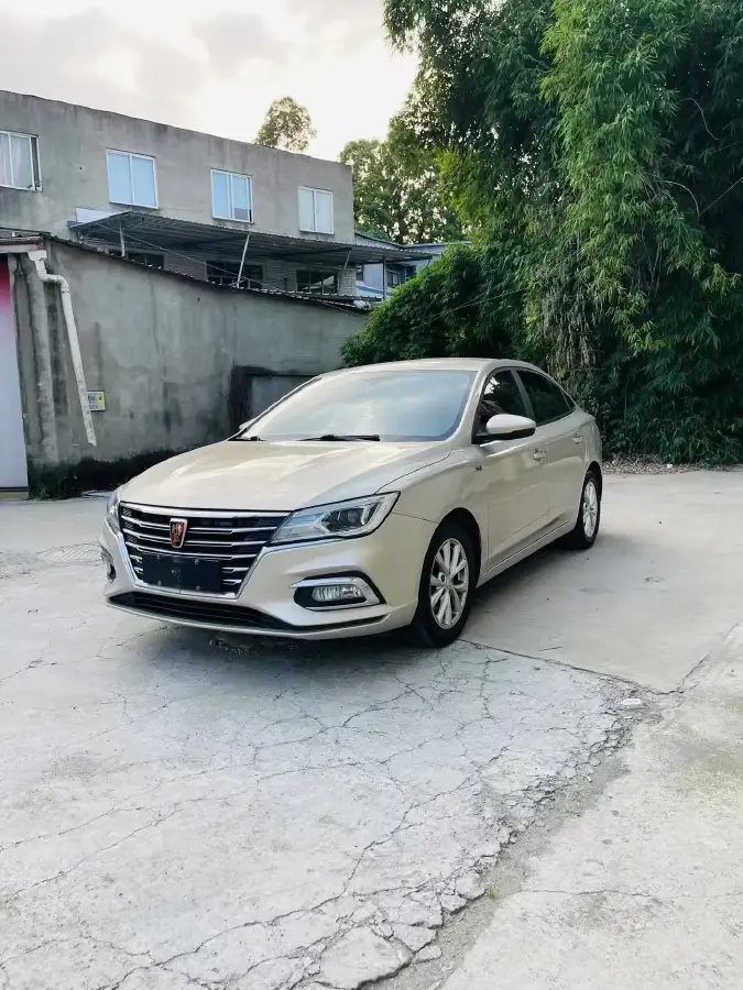2019 Roewe i5 1.5L 120HP L4 5MT