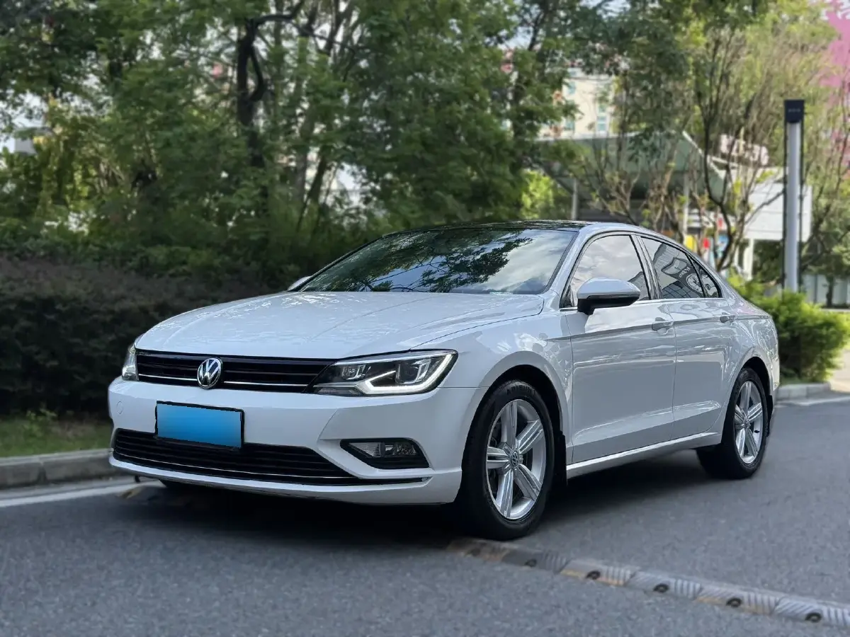 2017 Volkswagen Lamando 1.4T 150HP L4 7DCT