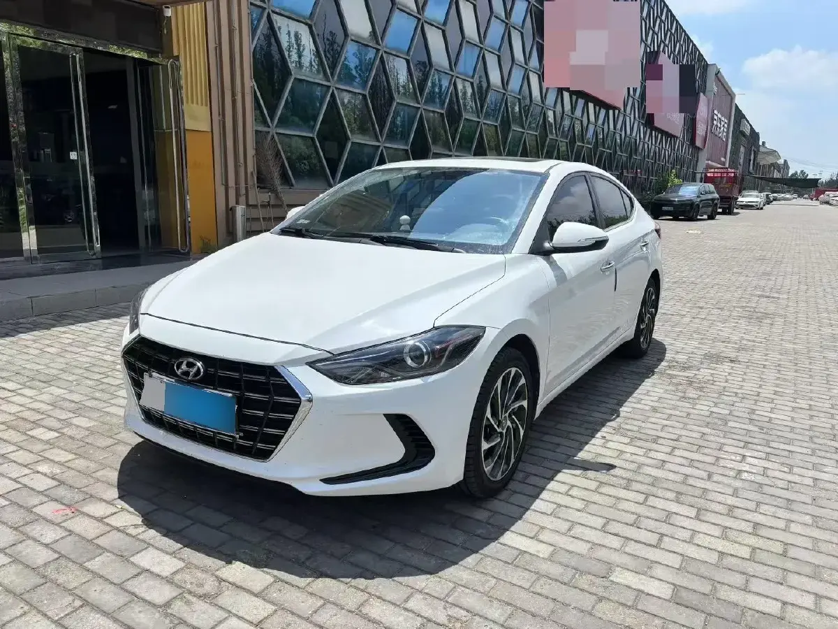 2020 Hyundai Elantra 1.5L 115HP L4 CVT
