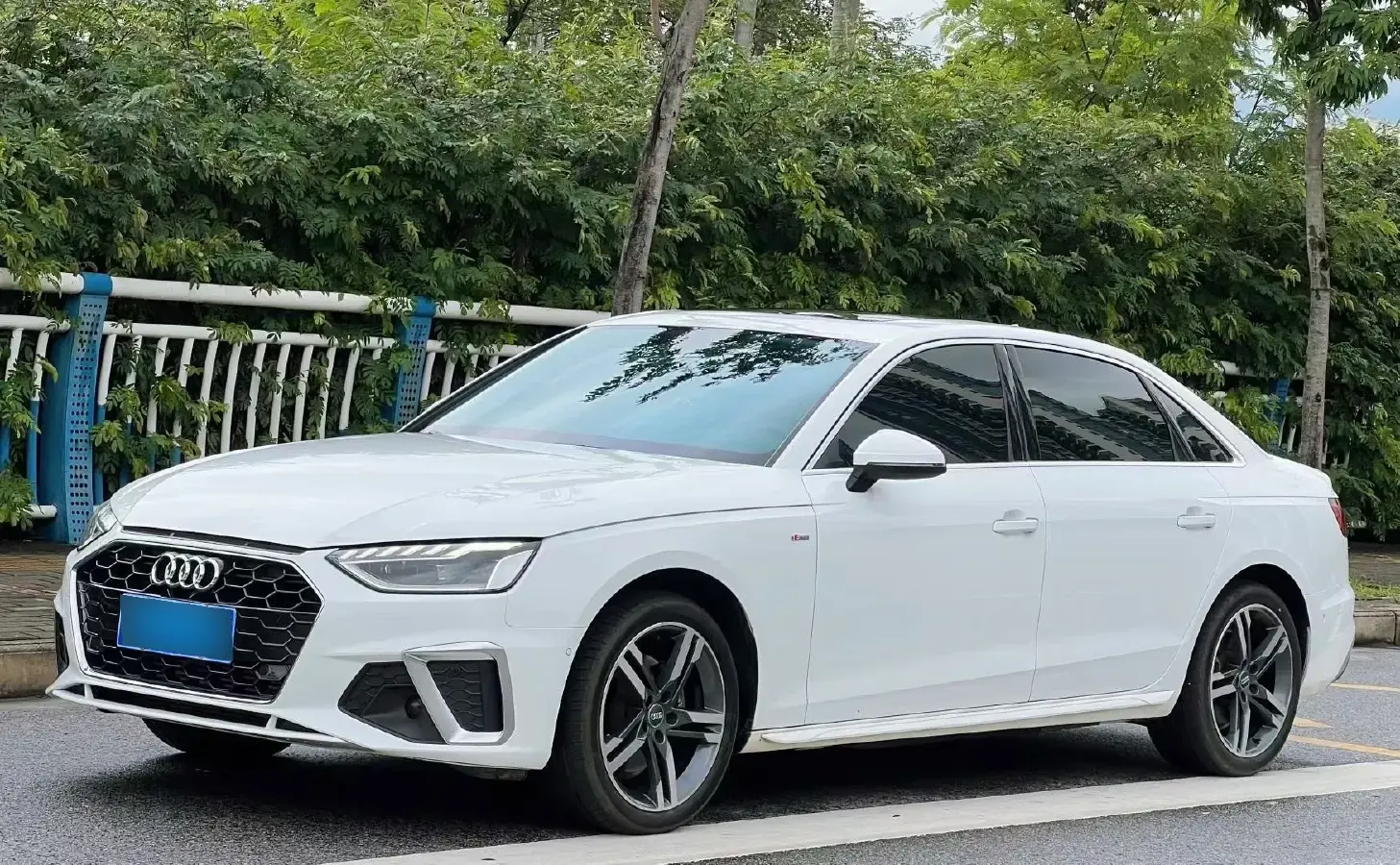 2020 Audi A4L 2.0T 190HP L4 7DCT