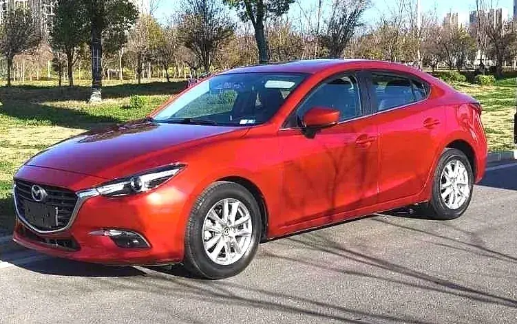 2017 Mazda 3 Axela 1.5L 117HP L4 6AT