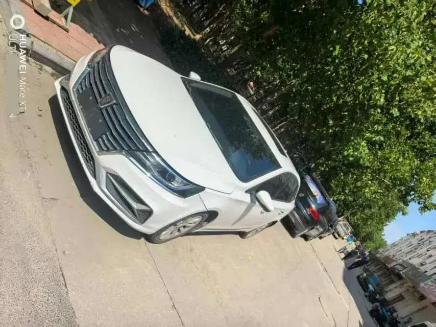 2017 Roewe i6 1.0T 125HP L3 2AT PHEV